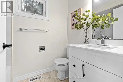 6368 Viseneau Drive Ottawa ON K1C 2J2
