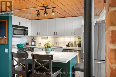 589 Rideau Street Ottawa ON K1N 6A1