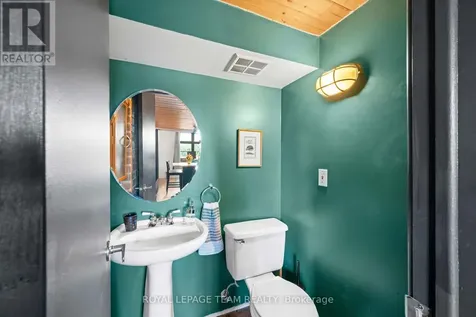 589 Rideau Street Ottawa ON K1N 6A1