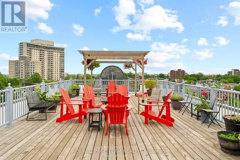 589 Rideau Street Ottawa ON K1N 6A1