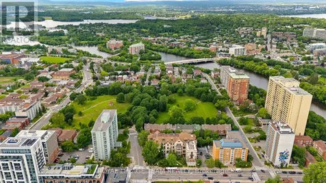589 Rideau Street Ottawa ON K1N 6A1