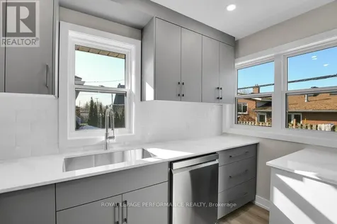 624 Clarke Avenue Ottawa ON K1K 0Y7
