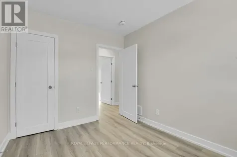 624 Clarke Avenue Ottawa ON K1K 0Y7