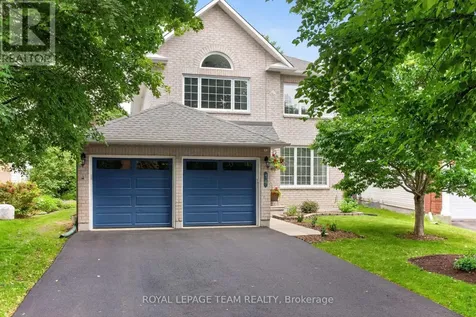 14 Wynridge Place Ottawa ON K2M 2S9
