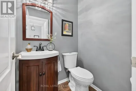 14 Wynridge Place Ottawa ON K2M 2S9