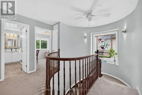 14 Wynridge Place Ottawa ON K2M 2S9