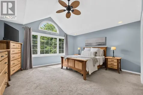 14 Wynridge Place Ottawa ON K2M 2S9