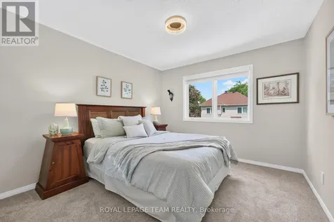 14 Wynridge Place Ottawa ON K2M 2S9