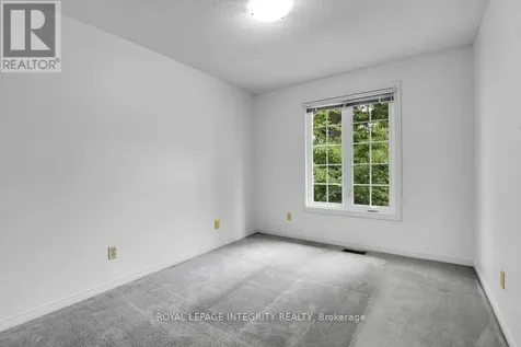 6176 Oak Meadows Drive Ottawa ON K1C 7G8