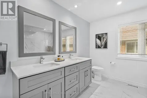 2045 Rosemount Crescent Oakville (wm Westmount) ON L6M 3P5