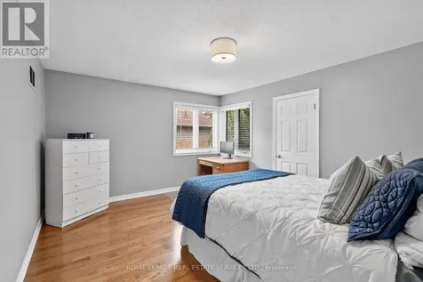 2045 Rosemount Crescent Oakville (wm Westmount) ON L6M 3P5