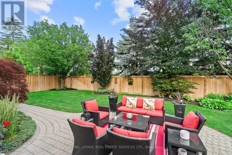 2045 Rosemount Crescent Oakville (wm Westmount) ON L6M 3P5