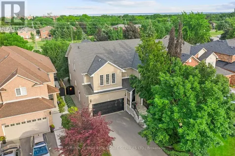 2045 Rosemount Crescent Oakville (wm Westmount) ON L6M 3P5