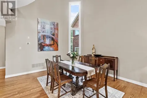 2045 Rosemount Crescent Oakville (wm Westmount) ON L6M 3P5