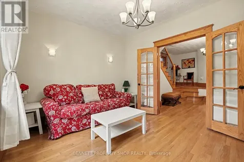 289 Crichton Street Ottawa ON K1M 1W3