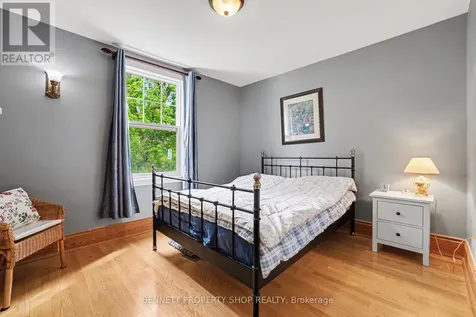 289 Crichton Street Ottawa ON K1M 1W3
