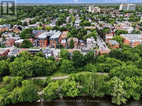289 Crichton Street Ottawa ON K1M 1W3
