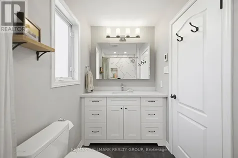 303B James Street Ottawa ON K1R 5M8