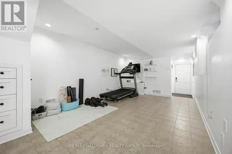 303B James Street Ottawa ON K1R 5M8