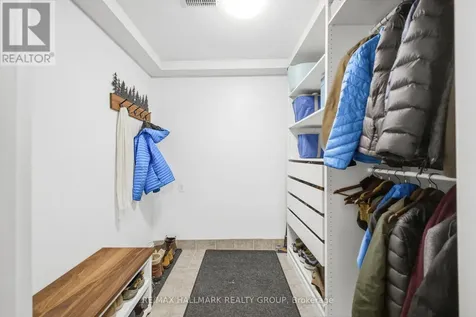 303B James Street Ottawa ON K1R 5M8