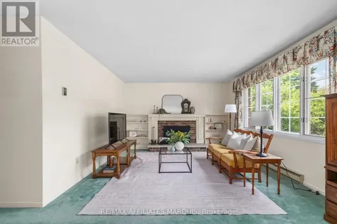 15 Glenview Crescent Perth ON K7H 2L1