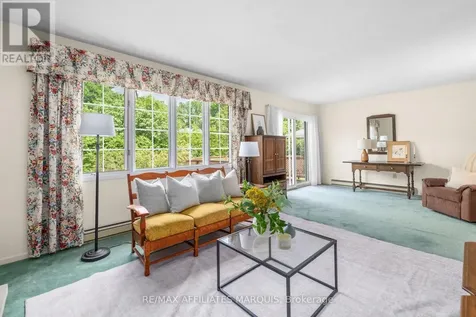 15 Glenview Crescent Perth ON K7H 2L1