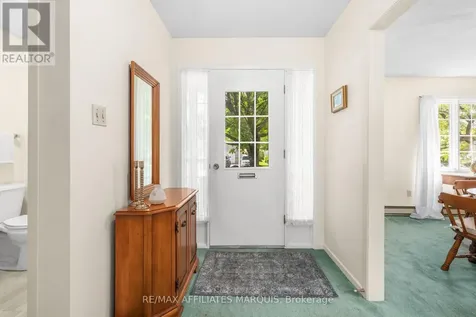 15 Glenview Crescent Perth ON K7H 2L1