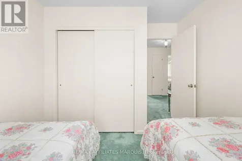 15 Glenview Crescent Perth ON K7H 2L1