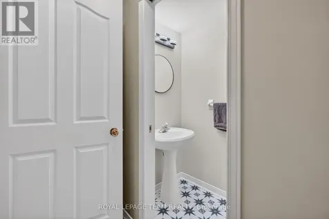 875 Giant Cedars Crescent Ottawa ON K1V 1P1