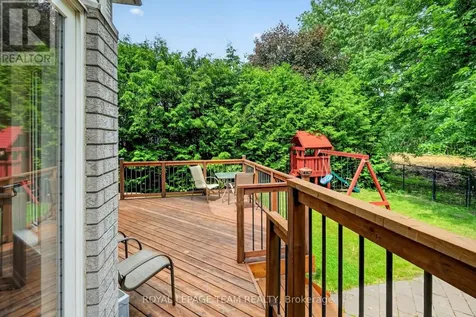 875 Giant Cedars Crescent Ottawa ON K1V 1P1