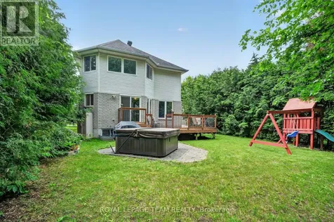 875 Giant Cedars Crescent Ottawa ON K1V 1P1