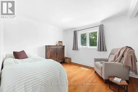 1560 Montcerf Court Ottawa ON K1C 4Z4