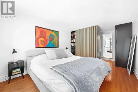 1560 Montcerf Court Ottawa ON K1C 4Z4