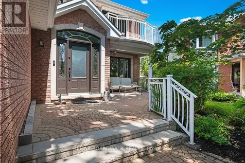 1560 Montcerf Court Ottawa ON K1C 4Z4