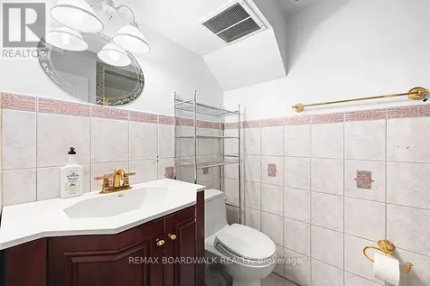 1560 Montcerf Court Ottawa ON K1C 4Z4