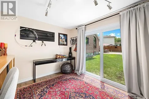 1560 Montcerf Court Ottawa ON K1C 4Z4