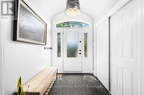 1560 Montcerf Court Ottawa ON K1C 4Z4