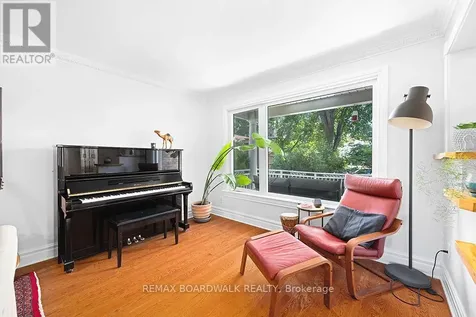 1560 Montcerf Court Ottawa ON K1C 4Z4