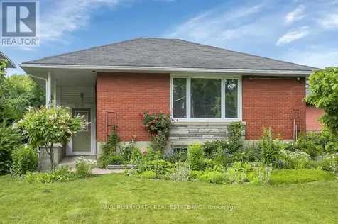 1075 Secord Avenue Ottawa ON K1H 8C7