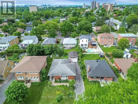 1075 Secord Avenue Ottawa ON K1H 8C7