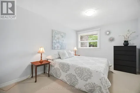 649 Francis Road Burlington (lasalle) ON L7T 3X6