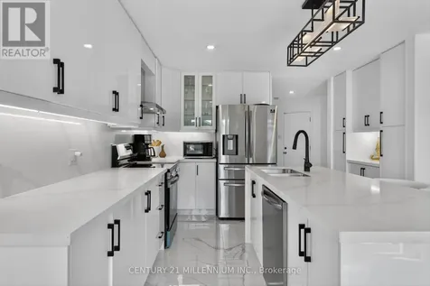 225 Lorne Court Selwyn ON K9L 1L1
