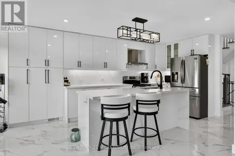 225 Lorne Court Selwyn ON K9L 1L1
