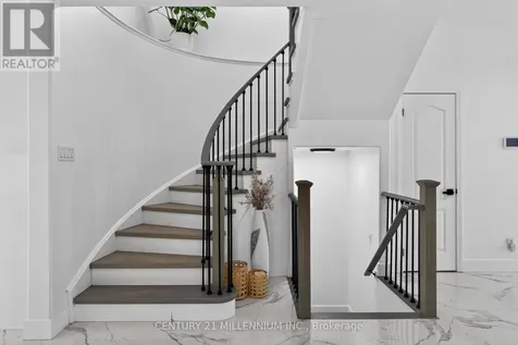 225 Lorne Court Selwyn ON K9L 1L1