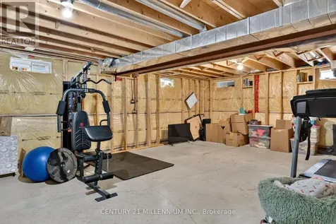 225 Lorne Court Selwyn ON K9L 1L1