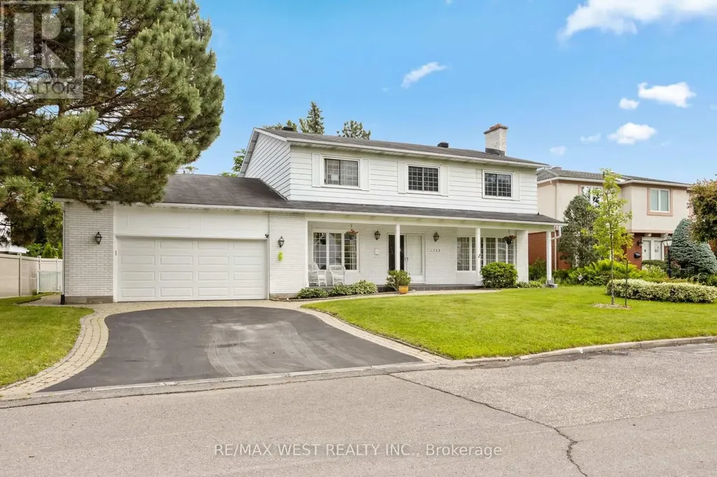 1758 Rhodes Crescent Ottawa ON K1H 5T2