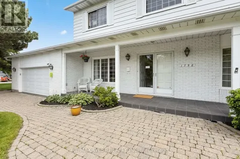 1758 Rhodes Crescent Ottawa ON K1H 5T2
