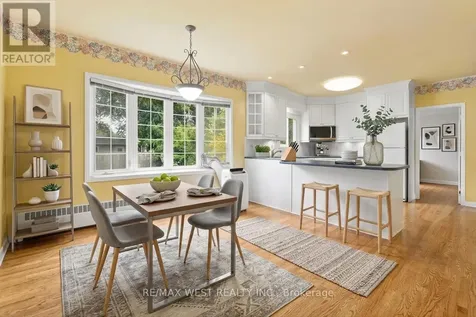 1758 Rhodes Crescent Ottawa ON K1H 5T2