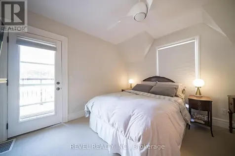 11 Chestnut Avenue Brantford ON N3T 4B9