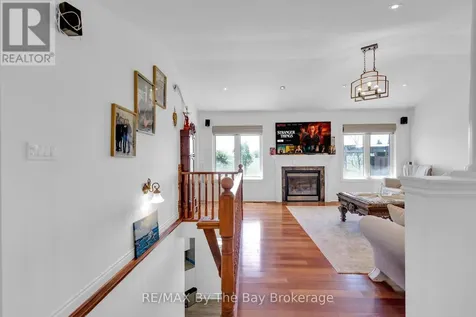 2569 Lockhart Road Innisfil ON L9S 3G2